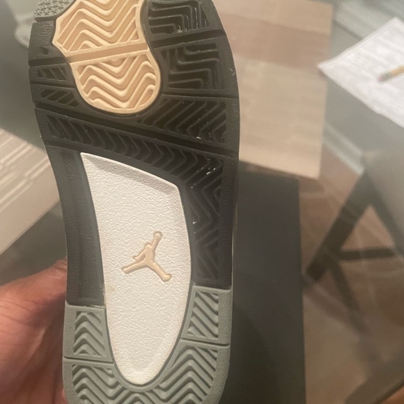 Toddler 10C Jordan New - Picture 4 of 5